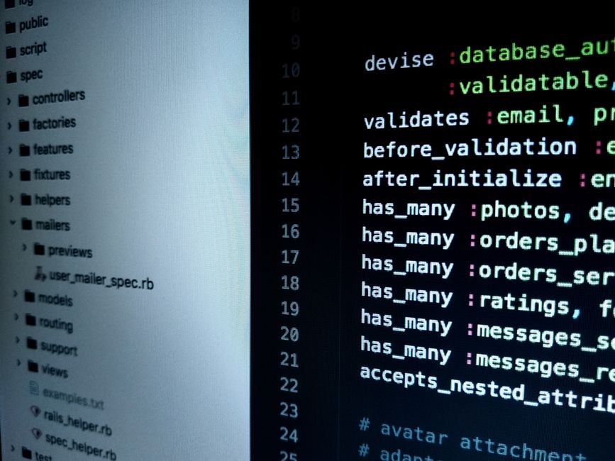 Największe zagrożenia aplikacji webowych i API w 2025 roku