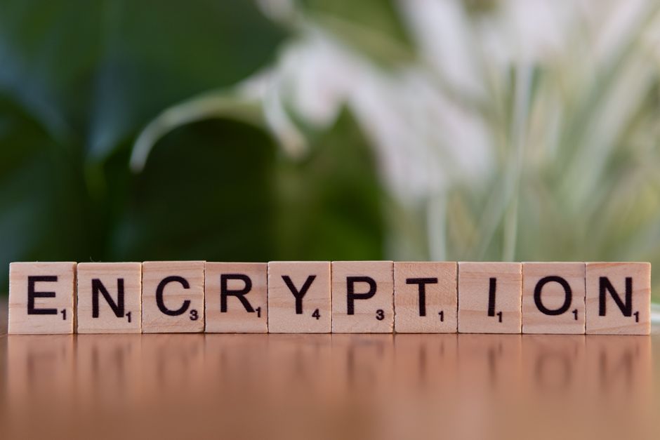 HashiCorp Vault w praktyce: kiedy warto sięgnąć po wersję Enterprise